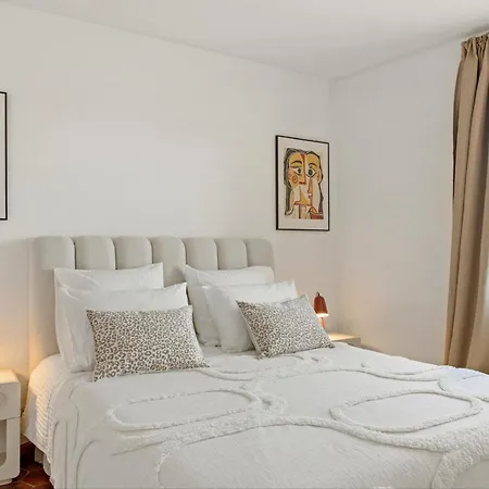 Port Seaside Apartment
